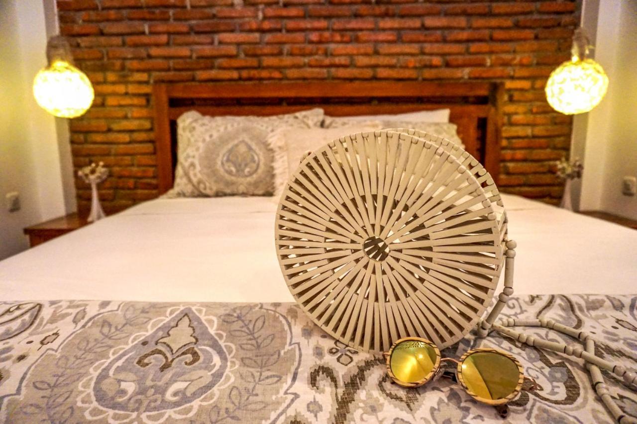 Soraya Yoga Wellness Center Hotel กีลีตราวางัน ภายนอก รูปภาพ