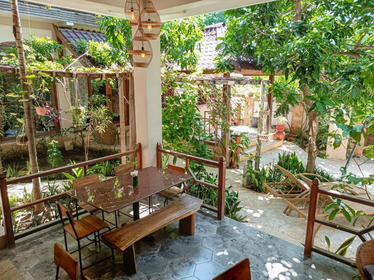 Soraya Yoga Wellness Center Hotel กีลีตราวางัน ภายนอก รูปภาพ
