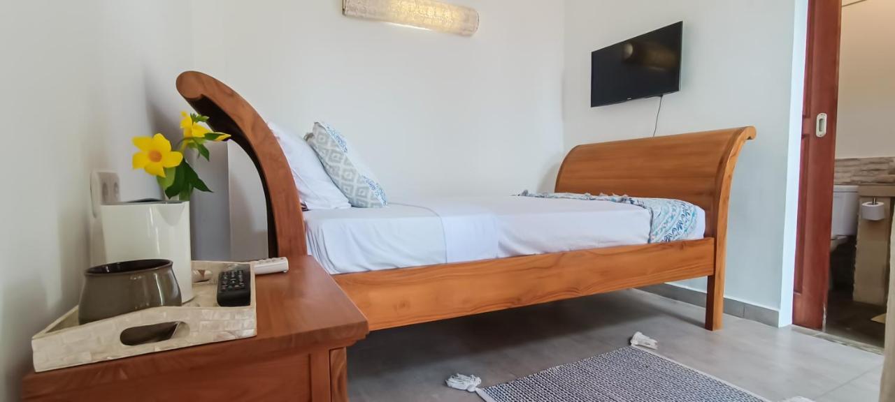 Soraya Yoga Wellness Center Hotel กีลีตราวางัน ภายนอก รูปภาพ