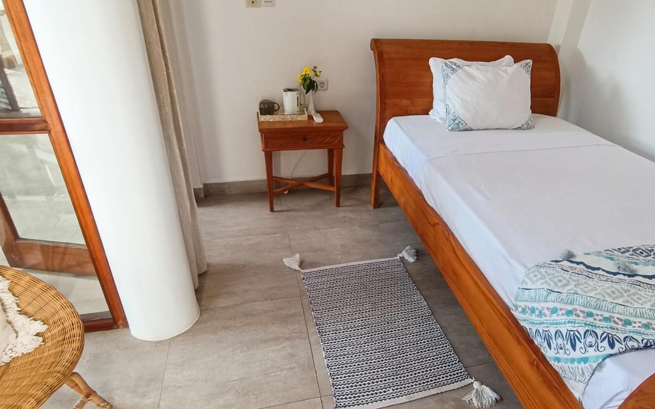 Soraya Yoga Wellness Center Hotel กีลีตราวางัน ภายนอก รูปภาพ