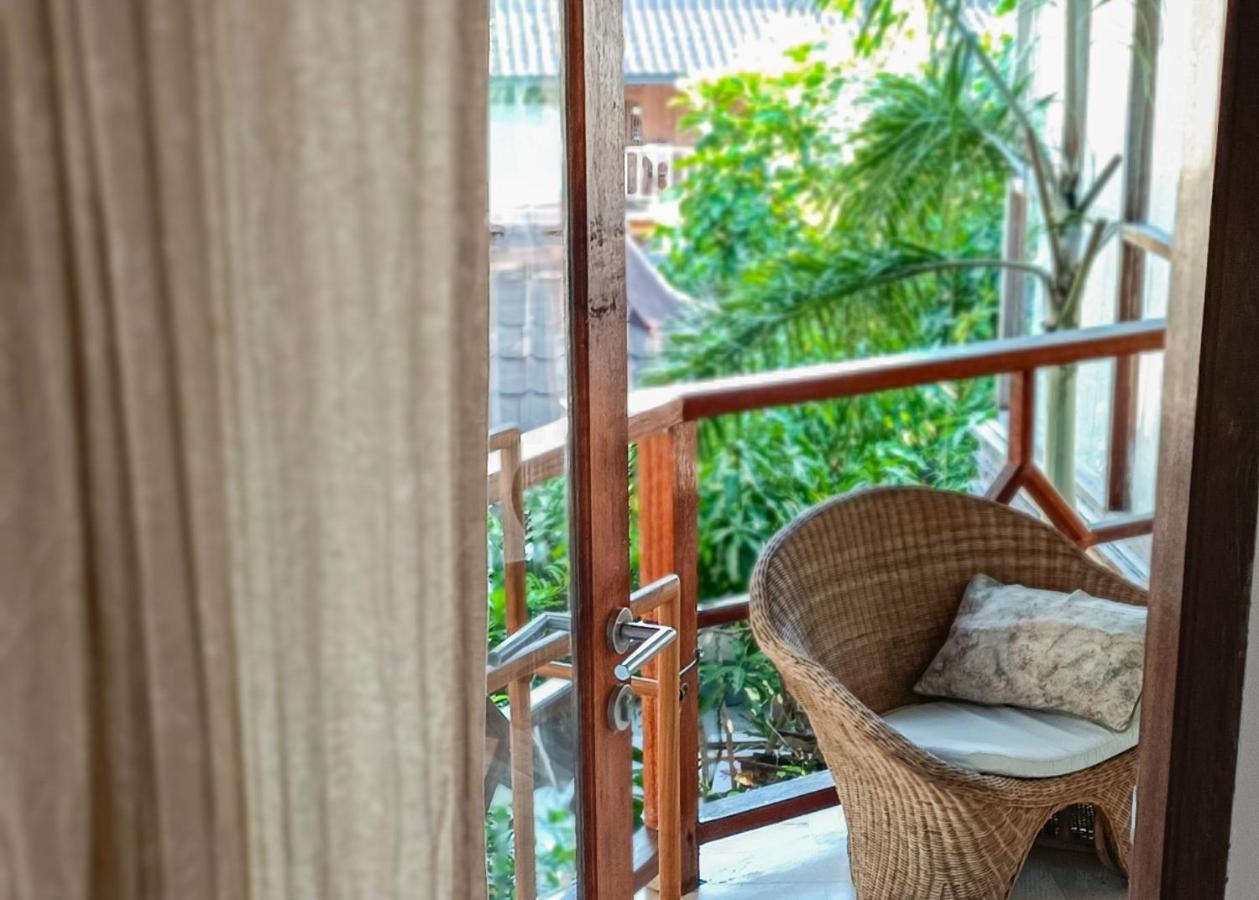 Soraya Yoga Wellness Center Hotel กีลีตราวางัน ภายนอก รูปภาพ