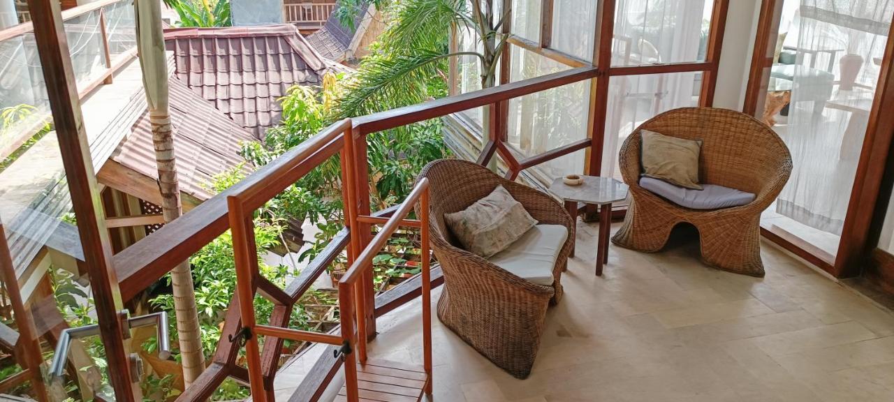 Soraya Yoga Wellness Center Hotel กีลีตราวางัน ภายนอก รูปภาพ