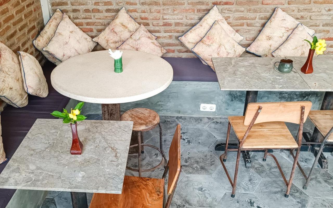 Soraya Yoga Wellness Center Hotel กีลีตราวางัน ภายนอก รูปภาพ