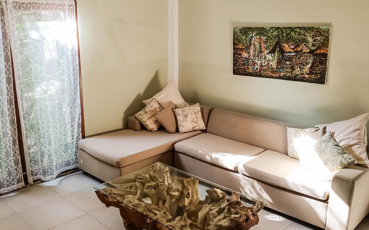 Soraya Yoga Wellness Center Hotel กีลีตราวางัน ภายนอก รูปภาพ