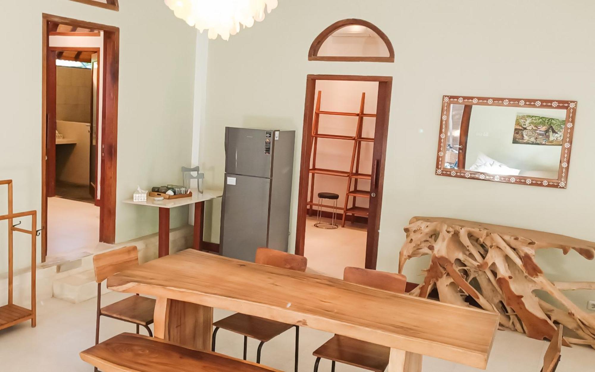Soraya Yoga Wellness Center Hotel กีลีตราวางัน ห้อง รูปภาพ